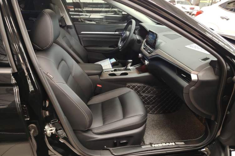 Used Nissan Teana 2021 2.0L XL Comfort Edition Right Front Seat