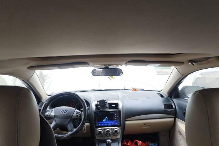 Used Bestune B50 2012 1.6L automatic 3G version
