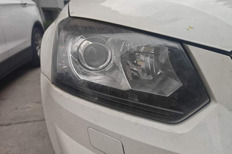 Used Skoda Yeti 2017 TSI300 DSG Luxury Edition Right Front Headlight