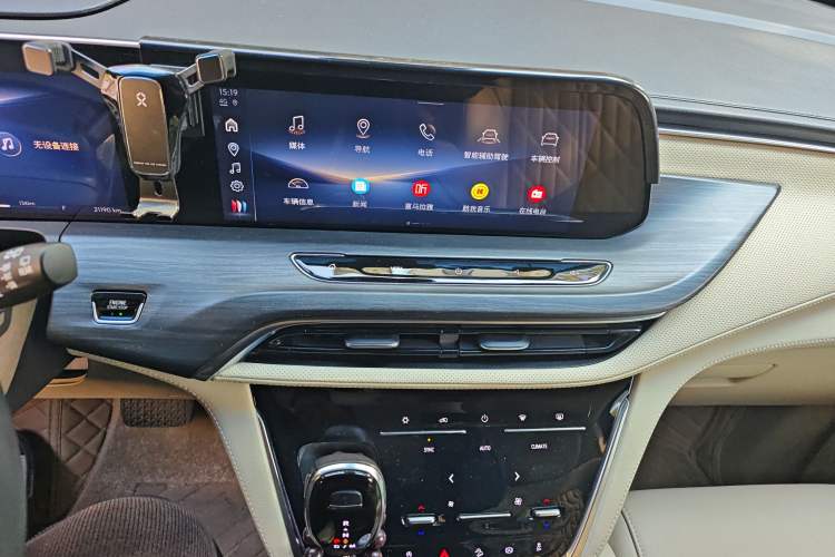 Used Buick GL8 2023 ES Lu Zun Luxury Model