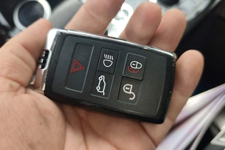 Used Land Rover Range Sport 2023 400PS Dynamic SE Vehicle Key