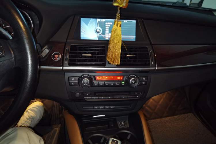 Used BMW X6 2011 xDrive35i
