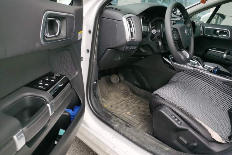 Used Citroen C6 2022 400THP Co-Creation Edition