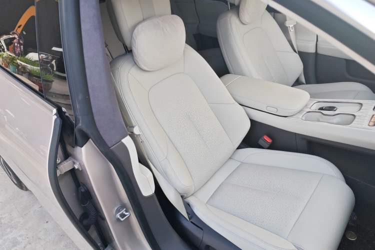 Used Nio ET7 2024 75 kWh Executive Edition