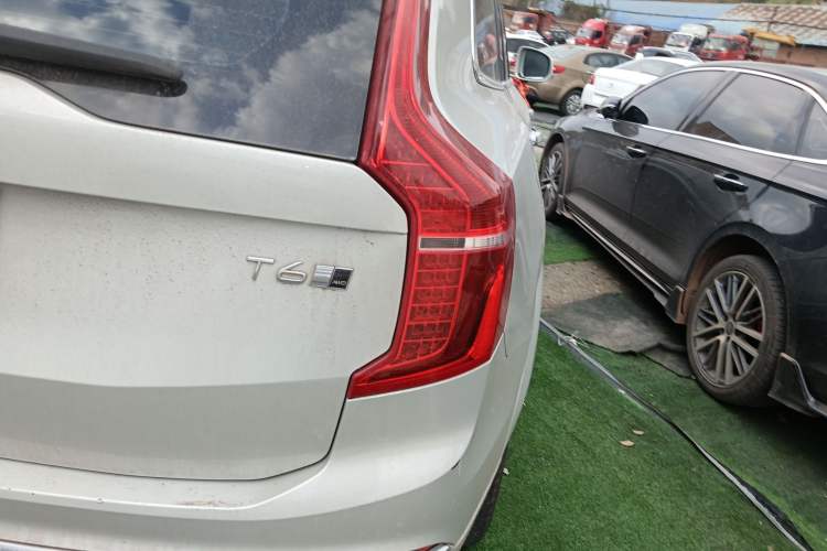 Used Volvo XC90 2020 Facelifted T6 Zhiyi Luxury 7-Seater
