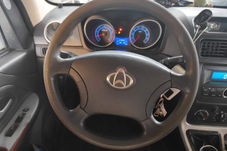 Used CHANGAN KAICHENG Ruixing M90 2018 2.0L Standard Edition Flat-Top Liftback 6-Seater 4G94S