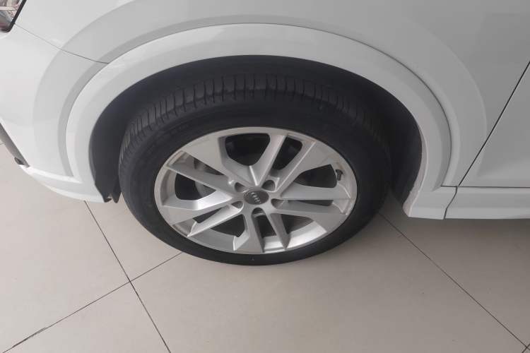 Used Audi Q2L 2018 35 TFSI Luxury Prestige Version China VI
