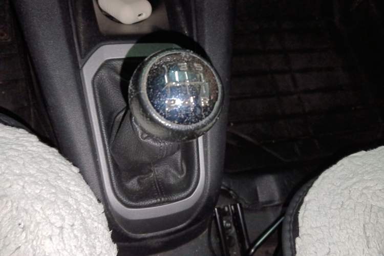 Used Citroen Elysee 2014 1.6L Manual Fashion Model CNG
