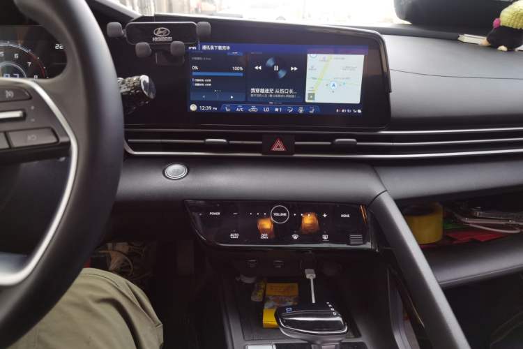 Used Hyundai Elantra 2022 1.5L CVT LUX Prestige Edition