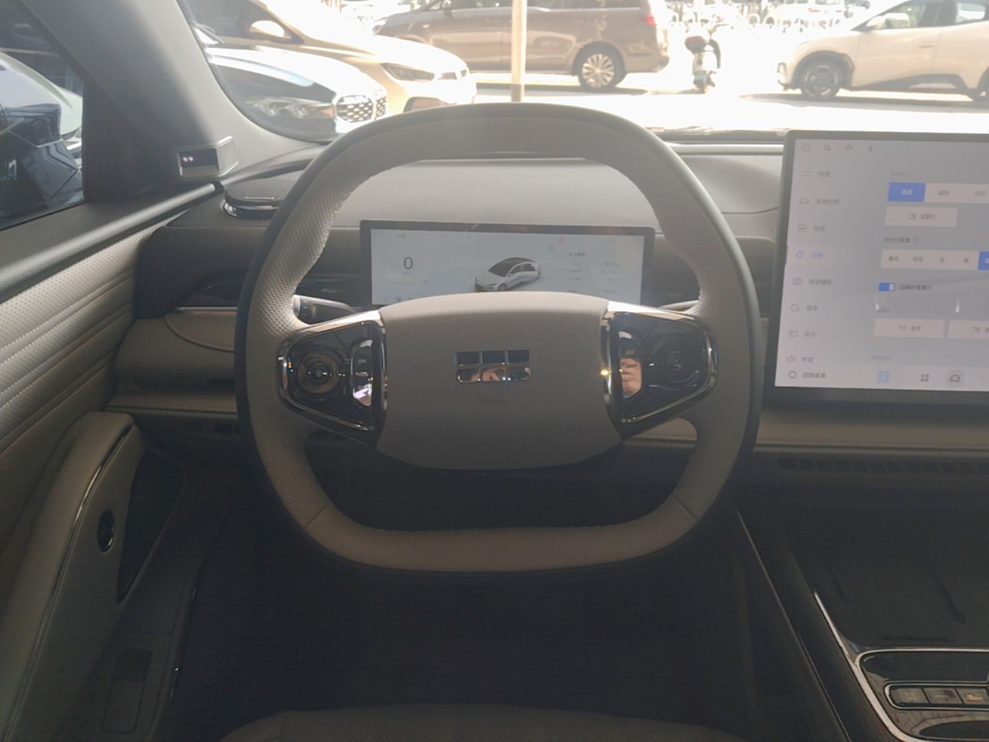 Geely Galaxy 8 2025 130km EM-i Prestige Edition — снимка 13