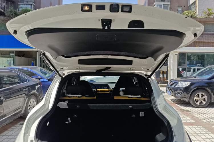 Used ORA Good Cat GT 2023 Mulan Edition 401km Prestige Version Trunk