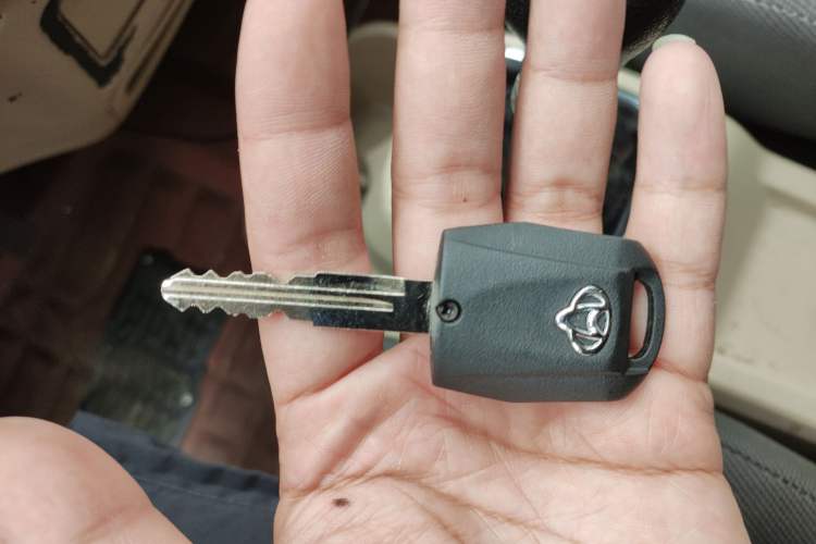 Used CHANGAN KAICHENG Ruixing M80 2019 1.5L Base Version 2-Seater Single-Steamed Air Conditioning China VI Standard Flat Roof Rear-Hinged Doors DAM15KR
