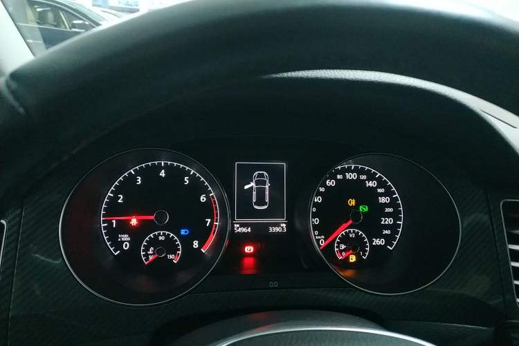 Used Volkswagen Golf Sportsvan 2019 280TSI Automatic Sentinel Model China VI Standard Instrument Cluster