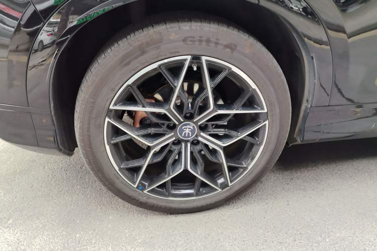 Used BYD Song L EV 2025 Intelligent Driving Version 602 km Range LiDAR-equipped All-Wheel-Drive Type
