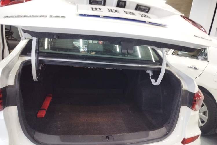 Used Chevrolet Monza 2022 320 Automatic Enjoyment Sunroof Version
