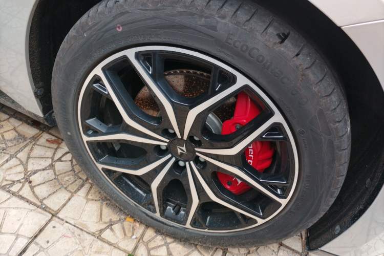 Used Dongfeng eπ eπ007 2025 Model Pure-Electric 565 All-Wheel-Drive Max Leading Edition
