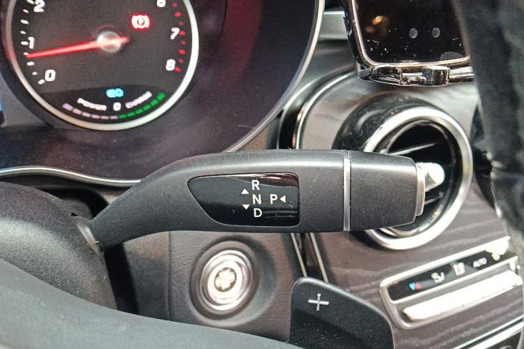 Used Mercedes-Benz C-Class 2019 C 260 L Sport Edition Gear Lever