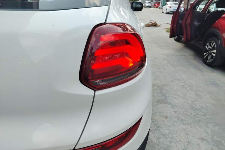 Used Qoros 5 2019 Qoros 5S 1.6 TGDI Prestige Model Right Rear Taillight