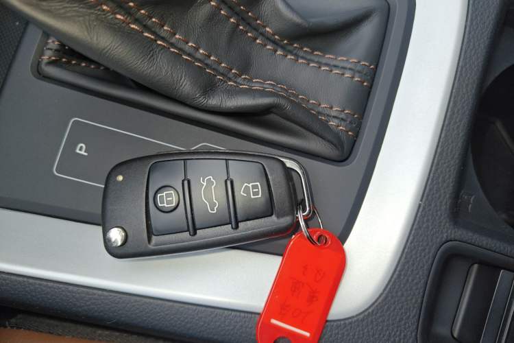 Used Audi Q3 2020 35 TFSI Fashionable and Elegant Model Vehicle Key