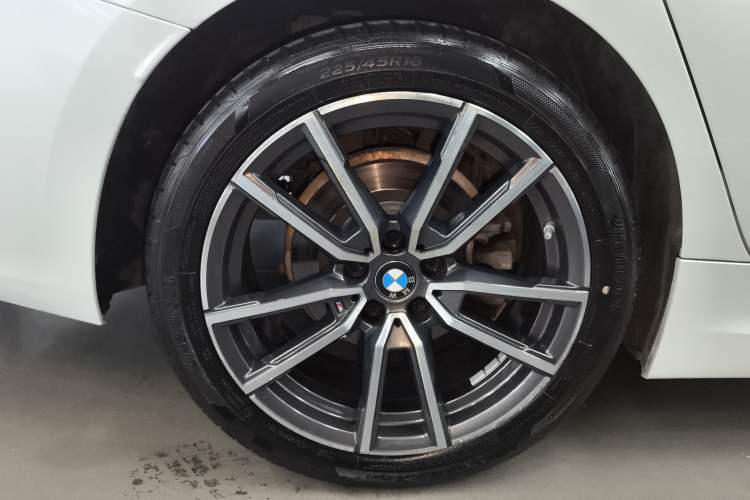 Used BMW 3 Series 2023 325Li M Sport Package