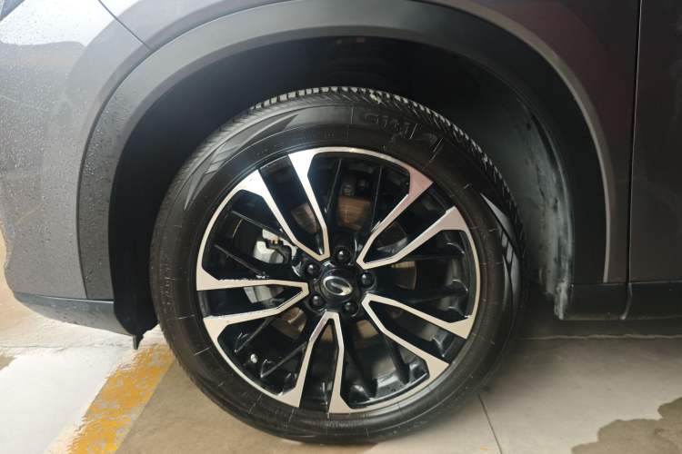 Used GAC Trumpchi GS4 PLUS 2021 390T Automatic Nebula Edition Left Front Wheel Hub