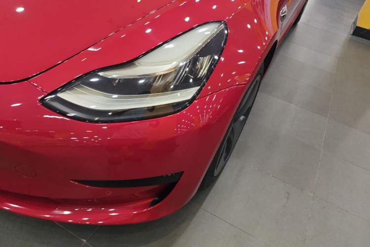 Used Tesla Model 3 2019 Standard Range Rear-Wheel Drive Upgraded Version (52 kWh) Left Front Headlight