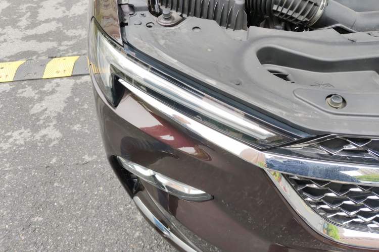 Used Buick Enclave 2020 28T All-Wheel Drive Avenir Right Front Headlight