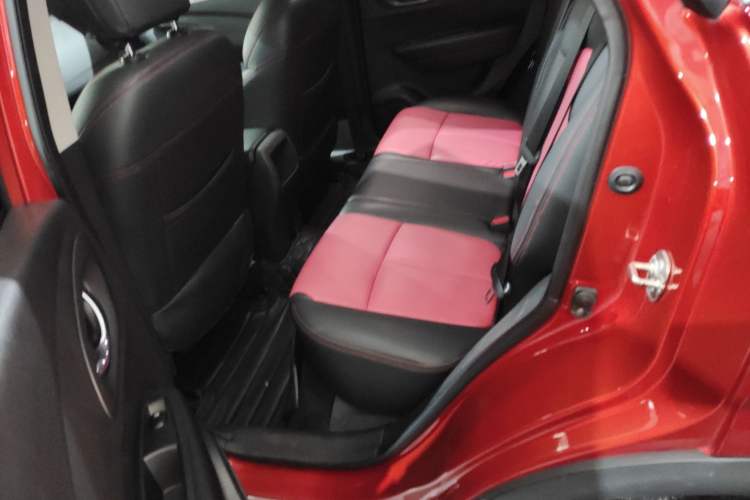 Used Renault Kadjar 2017 2.0L Two-Wheel Drive Comfort Edition
