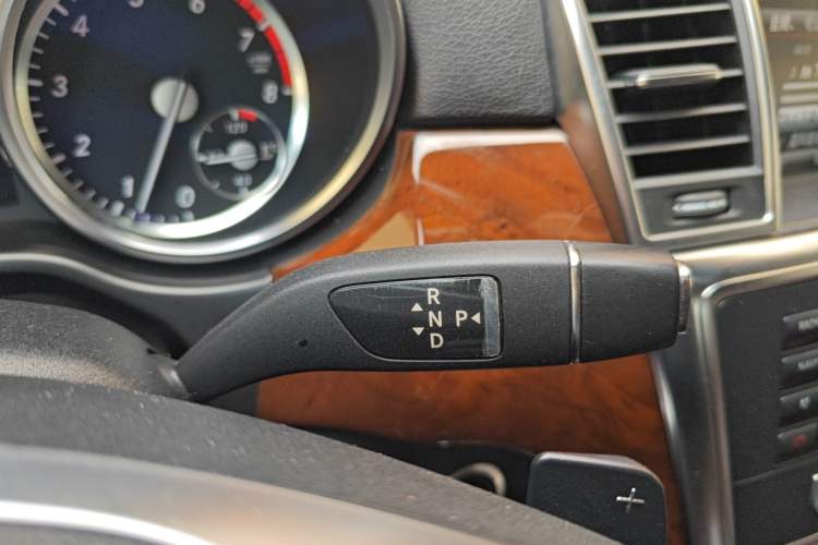 Used Mercedes-Benz M-Class 2012 ML 350 Luxury Edition