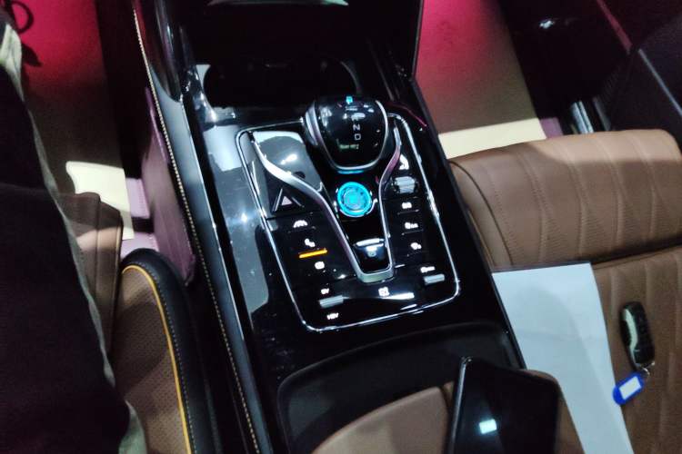 Used BYD Tang New Energy 2021 DM-i 112KM Prestige Model