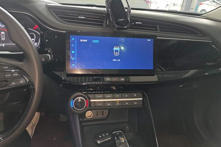 Used Dongfeng Aeolus AX7 2022 Mach Edition 1.5T DCT DF31 Audio And AC Panel