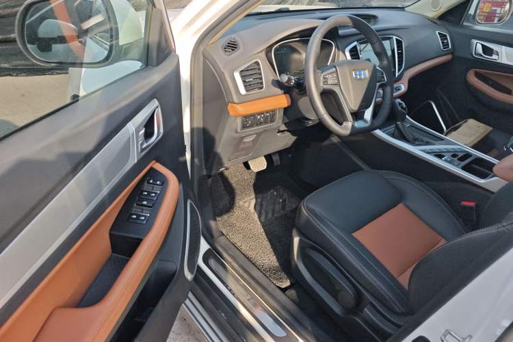 Used Geely Auto Vision X6 2019 1.4T CVT 4G Connected Luxury Version China VI Standard Driver Seat