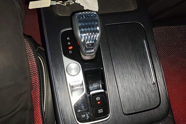 Used GAC Trumpchi GS8 2022 Linghang Series 2.0 TGDI Two-Wheel-Drive Luxury Smart Connectivity Version (7 Seats)