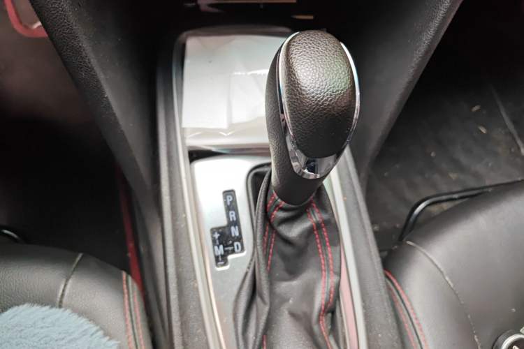 Used Chevrolet Monza 2019 RS 330T Automatic Comfort Edition China VI Standard Gear Lever