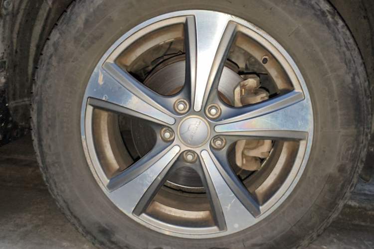 Used Haval H6 2015 Upgraded Model 1.5T Manual Two-Wheel Drive Elite Version