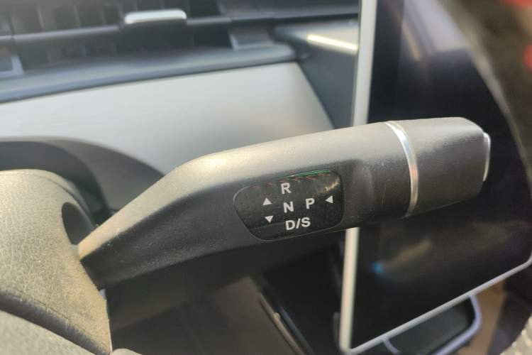 Used NETA V 2021 Standard Range Entertainment Version – Upgraded Model