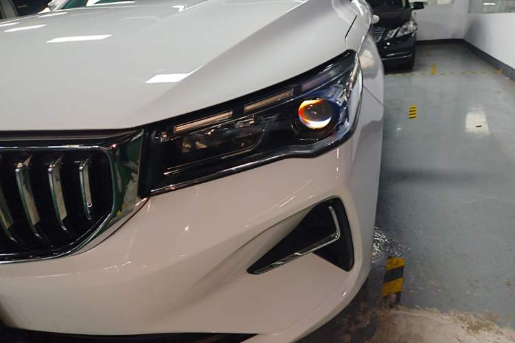 Used Geely Auto Emgrand 2025 4th Generation 1.5L CVT Longteng Edition
