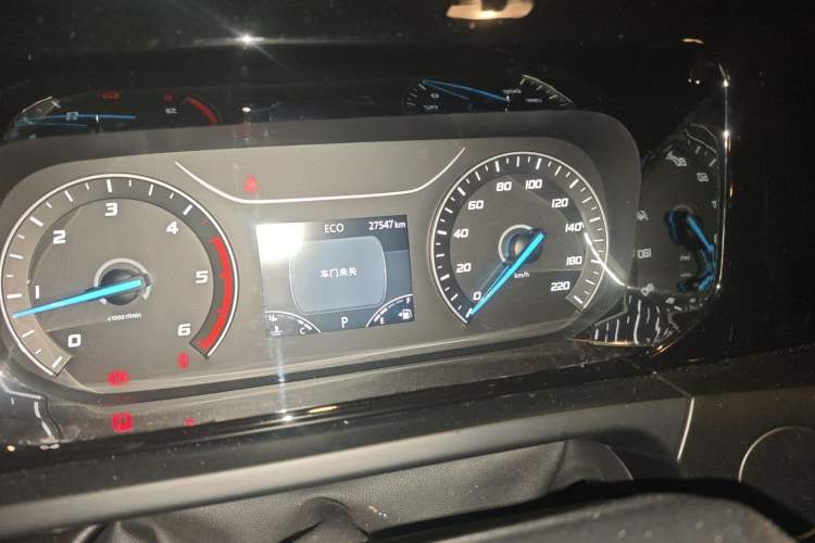 Used Ford Transit 2023 2.0T Diesel Automatic Commercial Van Short Wheelbase Low Roof—7/8/9-Seater
