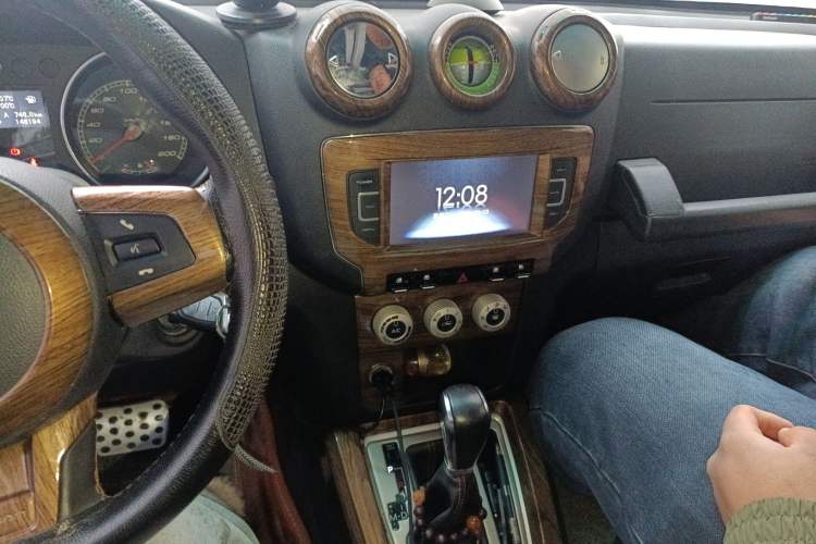 Used BAIC Off-Road BJ40 2016 40L 2.3T Automatic All-Wheel Drive Premium Edition
