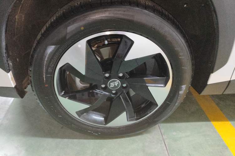 Used JETOUR Shanhai L6 2024 1.5TD DHT ULTRA