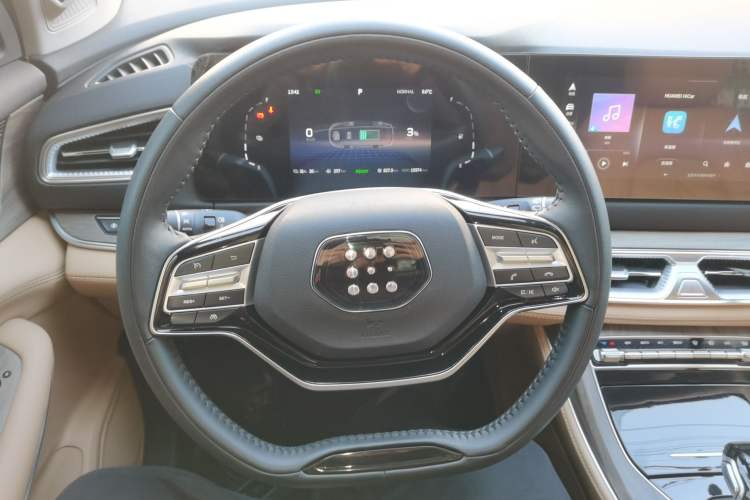 Used Landian E5 2023 1.5L DE-i 110 km Flagship Model 5 Seats
