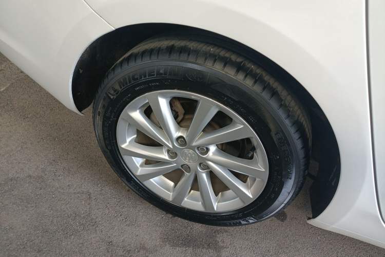 Used Buick Verano 2018 Sedan 15S Automatic Leading Model