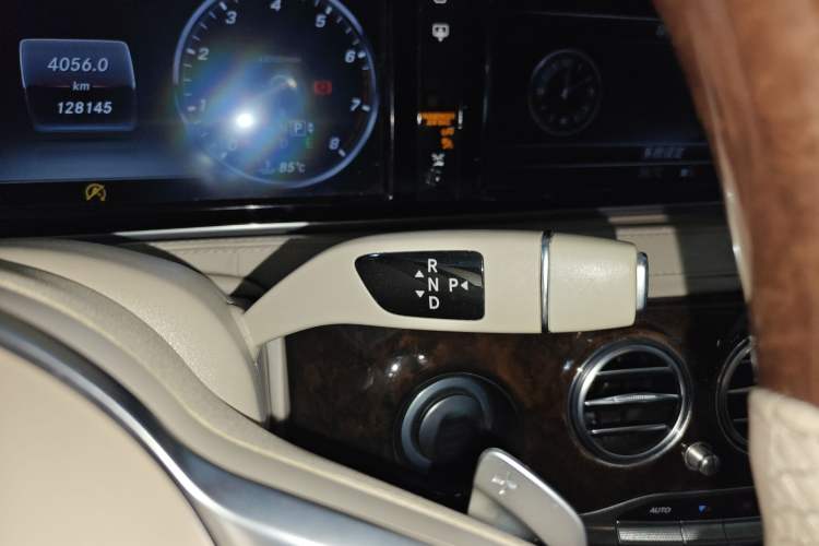 Used Mercedes-Benz Maybach S-Class 2016 S 400 4MATIC Gear Lever