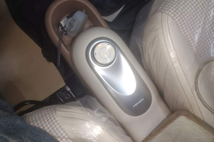 Used Wuling Hongguang MINIEV 2025 Four-Door Version Advanced Edition