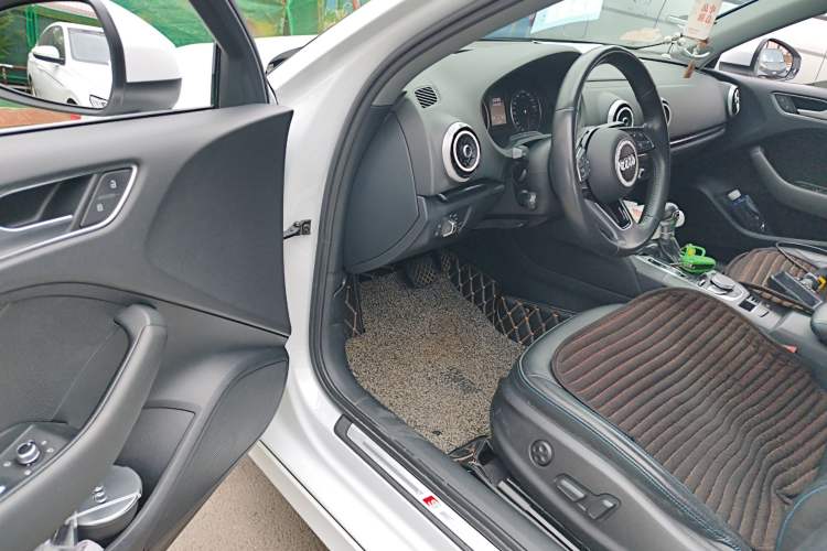 Used Audi A3 2020 Limousine 35 TFSI Fashion Edition China VI Emission Standard