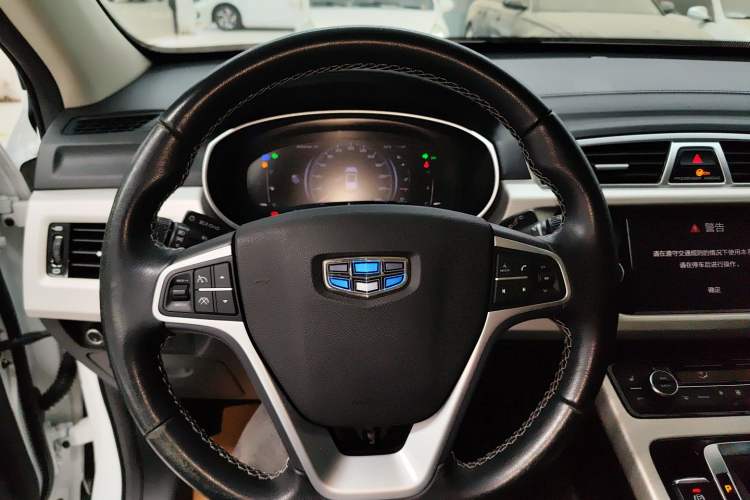 Used Geely Auto Emgrand X7 Sport 2018 1.8TD Automatic Two-Wheel Drive Smart Connect 4G Internet Edition