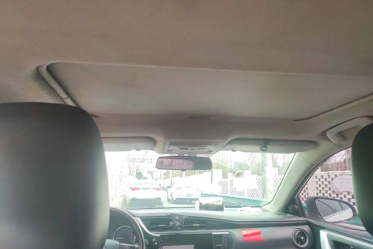 Used Toyota Corolla 2018 Dual-Engine 1.8L E-CVT Smart Edition