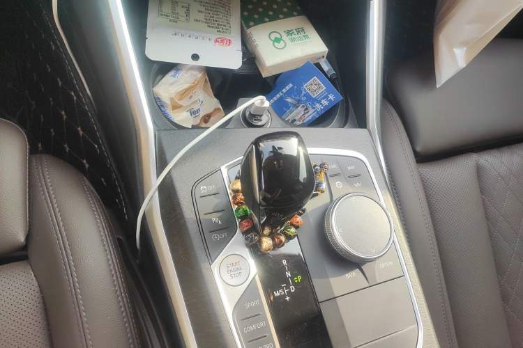 Used BMW 3 Series 2022 Updated 325i M Sport Package Gear Lever