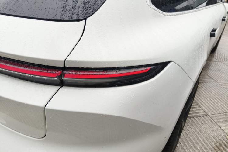 Used Nio ET5T 2024 75kWh Touring Right Rear Taillight