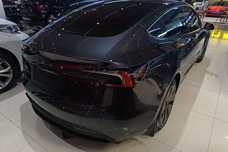 Used Tesla Model 3 2023 Rear-Wheel-Drive Version